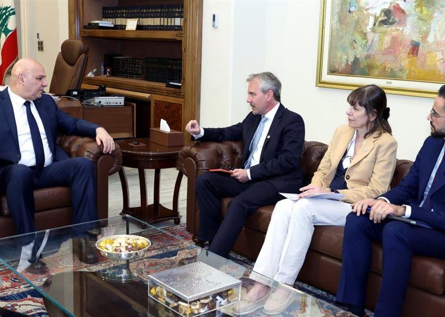 الرئيس عون: إعادة اللبنانيين المحتجزين في إسرائيل أولويّة