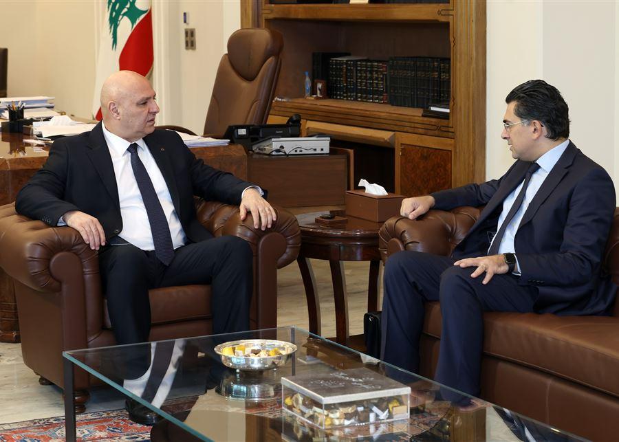 الرئيس عون يعرض مع مرقص أوضاع وزارة الإعلام ومسار قانون الإعلام