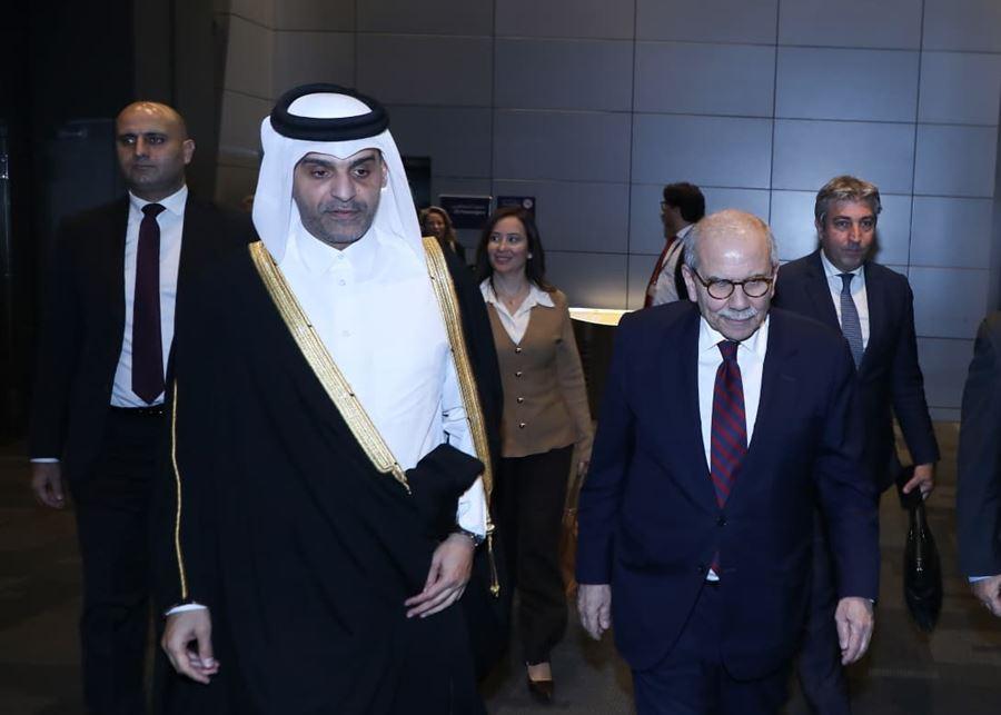 سلام يصل الى قطر للمشاركة في منتدى الدوحة