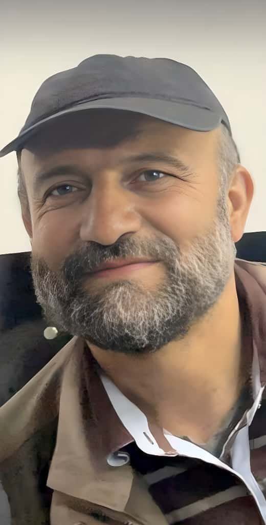 خليل كرنيب الملقب خليل ابو سمرا من بلدة مارون الراس سقط ضحية الغارة على برعشيت ظهرا