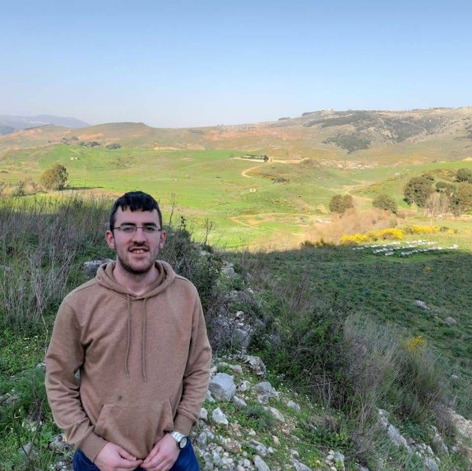 عباس جواد كان ضحية الغارة على حرمين الفوقا الليلة