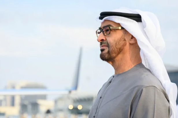 بن زايد في عيد الاتحاد: الأولوية لمبدأ “الانسان أولا”