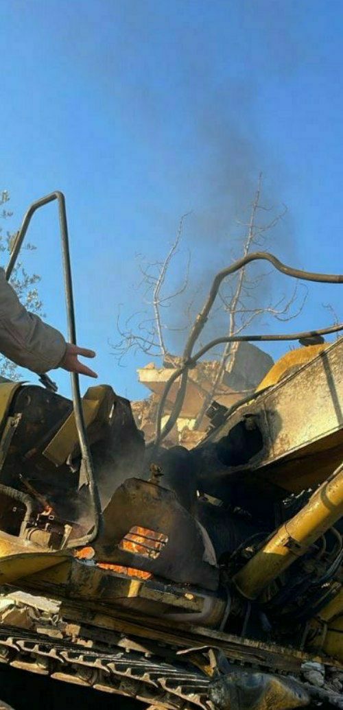 استهداف حفارة في عيتا الشعب وذلك بعد ايام من استهداف حفارة اخرى