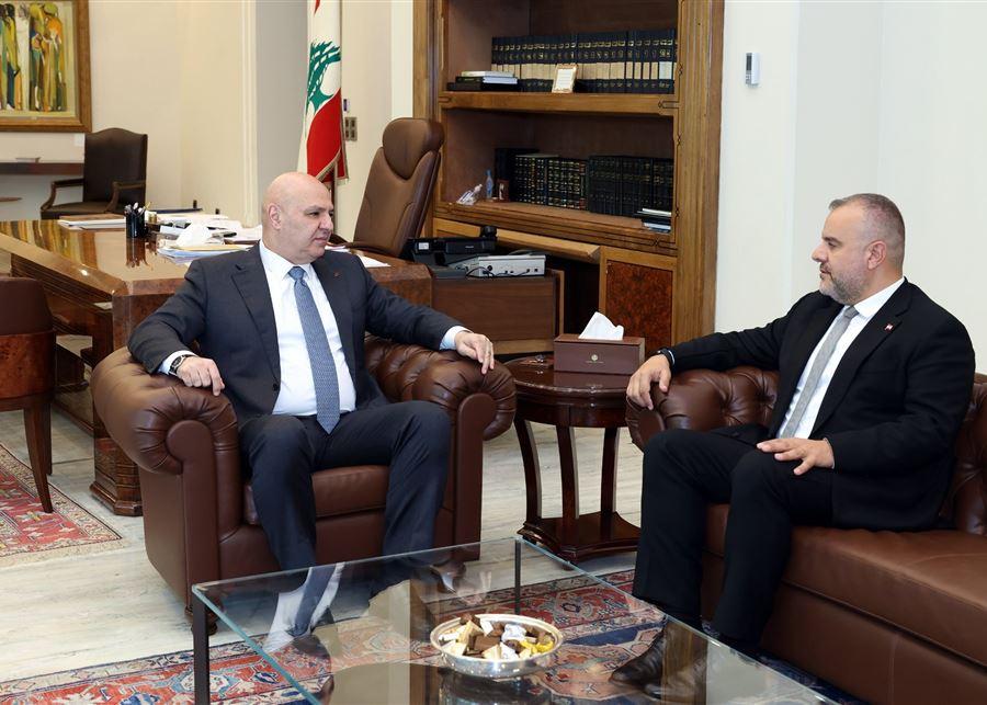 رئيس الجمهورية يستقبل عبد المسيح مهنئأ بانجازات العهد المحققة