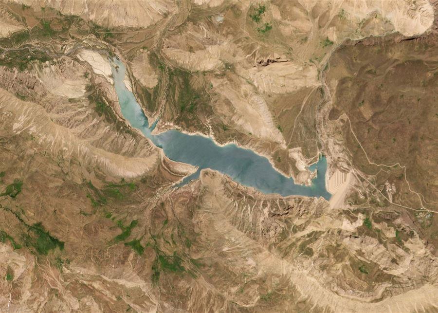 سقوط أمطار للمرة الأولى منذ شهور في العاصمة الإيرانية