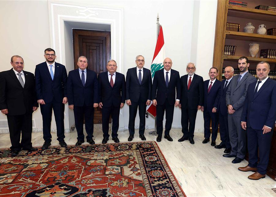 عون: الاتصالات مستمرة في الداخل والخارج لتثبيت الامن والاستقرار