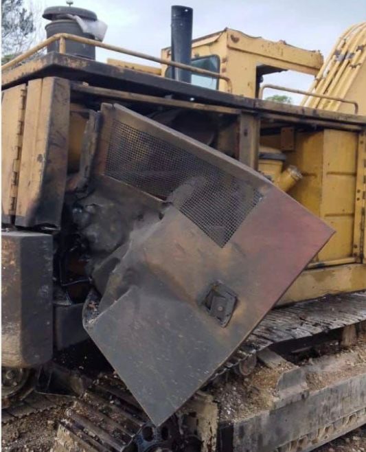 مسيرة تلقي قنبلة على حفارة في عيتا الشعب صباحا