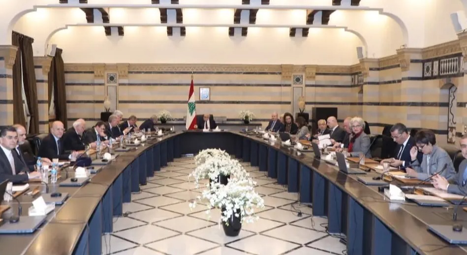 بدء جلسة مجلس الوزراء في السرايا