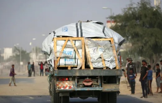 إسرائيل تهدد 37 منظمة غير حكومية بحظر الأنشطة الإنسانية في غزة