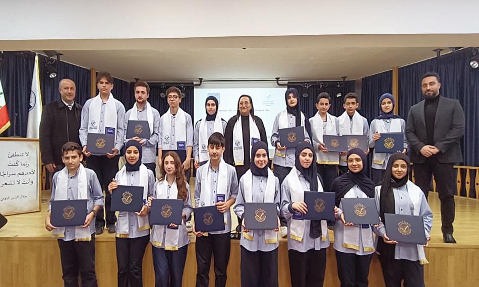 برعاية المركز  الفرنسي.. ثانوية السفير تكرّم طلابها الحاصلين على شهادات 