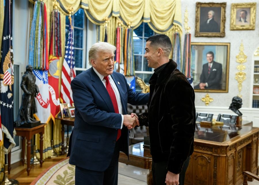 كريستيانو رونالدو يواجه انتقادات بسبب علاقته مع ترامب