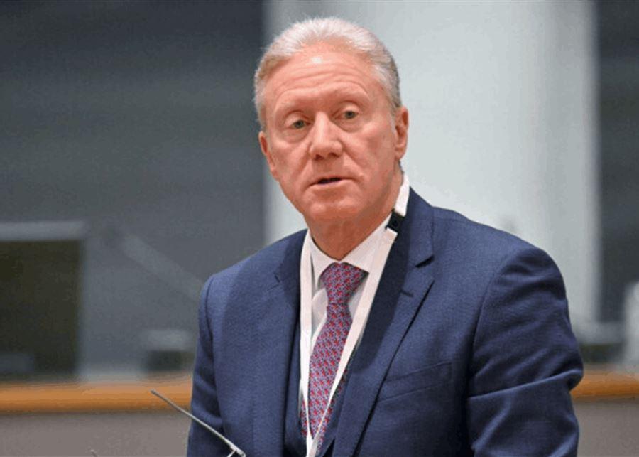 رجّي: تخفيض رسوم جواز السفر البيومتري 50% وإعفاء معاملات الوفاة والشهادات من الرسوم