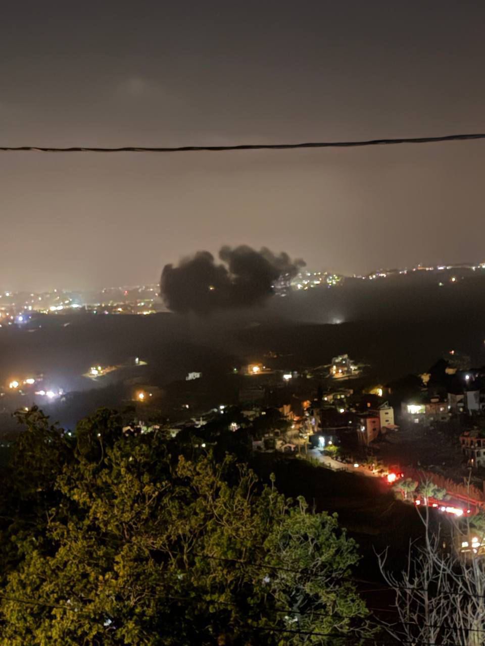 سلسلة غارات ليلا على قرى في اقليم التفاح