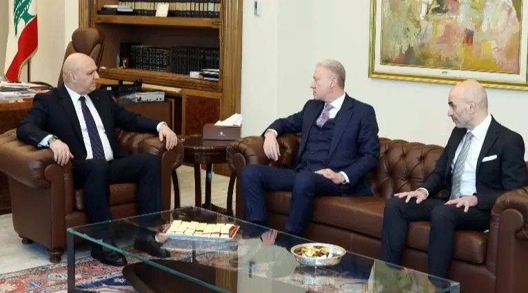 الرئيس عون يعرض مع رجّي التحرّك الديبلوماسي لمواجهة التطورات جنوبًا