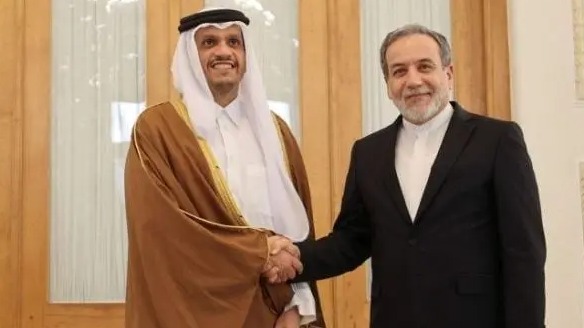 وزير الخارجية القطري بحث مع نظيره الإيراني علاقات التعاون