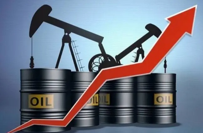 أسعار النفط عند أعلى مستوى في 5 أشهر مع استمرار المخاوف بشأن الإمدادات الأميركية