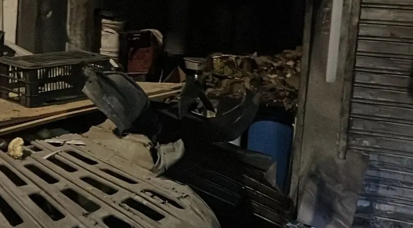 تبادل إطلاق نار وإلقاء قنابل داخل مخيم عين الحلوة على خلفية إشكال فردي