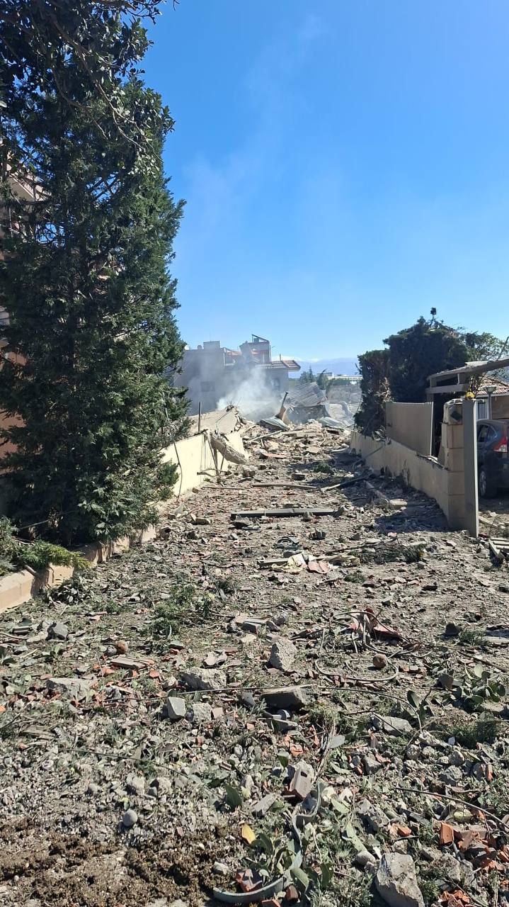 قصف وغارات وضحايا جنوبا