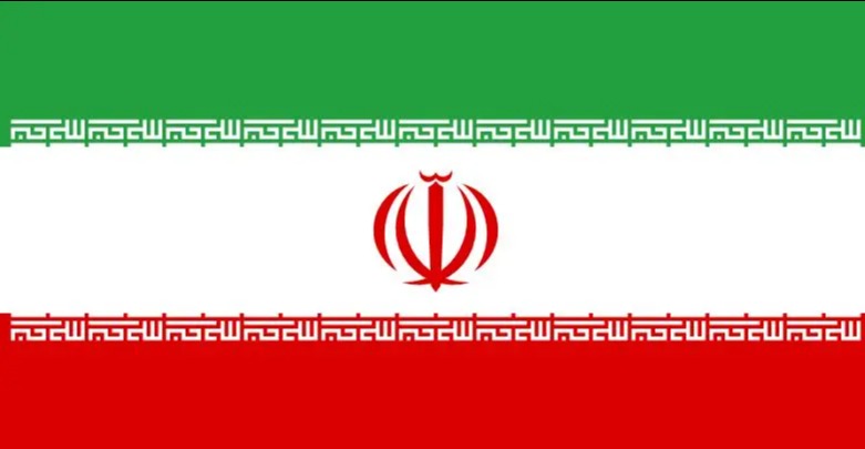 الحرس الثوري الإيراني يعلن استهداف حاملة الطائرات الأميركية 