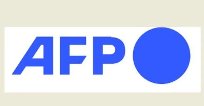 شركات شحن كبرى تعلق عمليات سفنها في الخليج