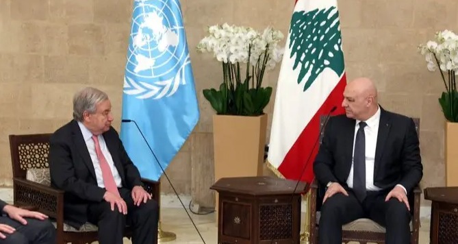 عون خلال استقباله الأمين العام للأمم المتحدة أنطونيو غوتيريس: يجب وقف الاعتداءات الإسرائيلية وتحقيق وقف إطلاق النار للبحث في الخطوات التالية وفق المبادرة التي أطلقتها