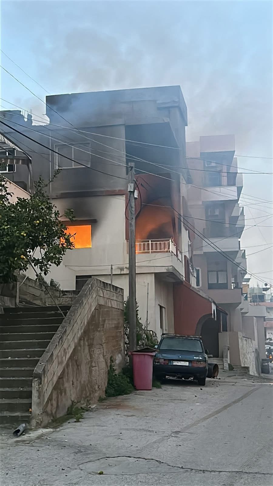 غارات فجرا تستهدف منزلا في مشاع عدلون ومجدل سلم وحاروف وسقوط ضحيتين من مسعفي الهيئة الصحية في منطقة النبطية وجرح ثلاثة اخرين