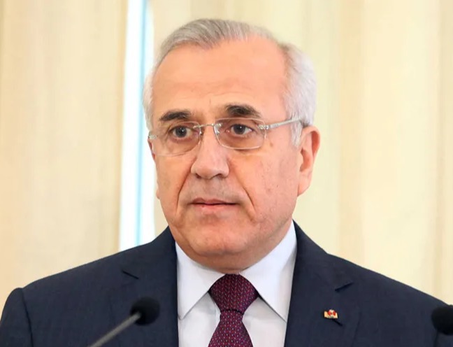 ميشال سليمان: لا يحقّ لأحد التضحية بلبنان… والحلّ بالتفاوض لا بالحروب