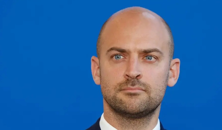 وزير الخارجية الفرنسي يدين العدوان الإسرائيلي 