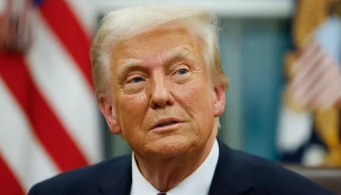 ترامب: حصار موانىء إيران 