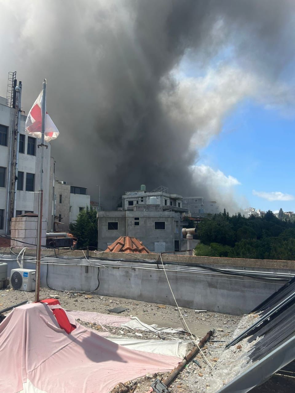 استهداف تبنين بغارة جوية بعد اقل من ساعة من إنذارها وسقوط إصابتين في استهداف الدراجة النارية عند مدخل المنصوري