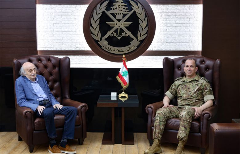 استقبالات العماد قائد الجيش