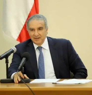 فرعون : ليقم بعض ممثلي الشعب بواجباتهم في مجلس النواب في المحاسبة أو في إقرار إصلاحات شجاعة