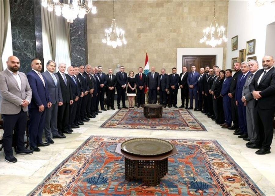 عون: العمل جار على مكافحة الفساد والانتقال الى الحكومة الرقمية