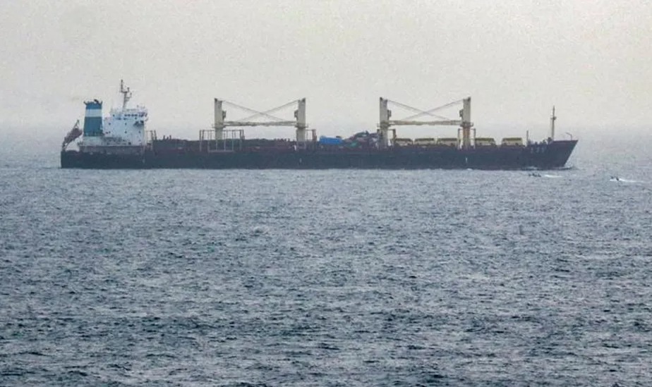 البحرين تشيد بإنقاذ حرس السواحل الإماراتي طاقم ناقلة نفط في الخليج