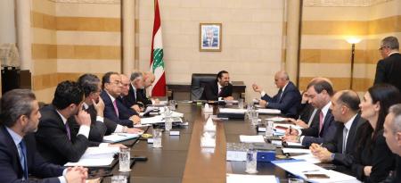 الحريري يترأس اجتماعا للجنة الوزارية المكلفة دراسة الإصلاحات المالية والاقتصادية