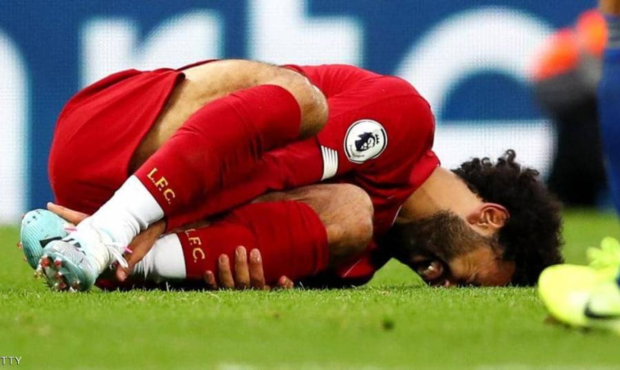 ليفربول يعبر ليستر.. وإصابة صلاح تُخرجه من الملعب