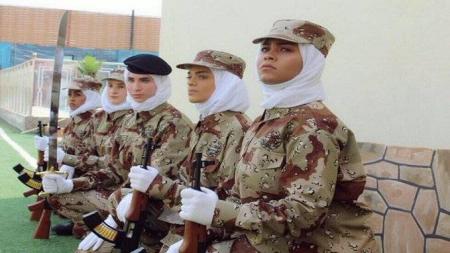 السعودية تفتح باب التجنيد للنساء