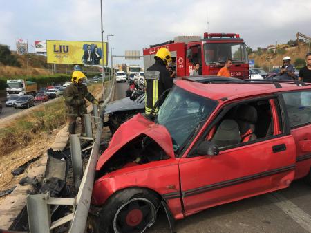 حادث سير يوقع جريحا قبالة مفرق الاوزاعي