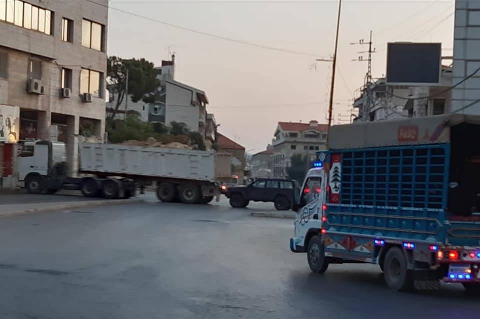 استمرار اغلاق مداخل زحلة وفتح بعض طرقات البقاع
