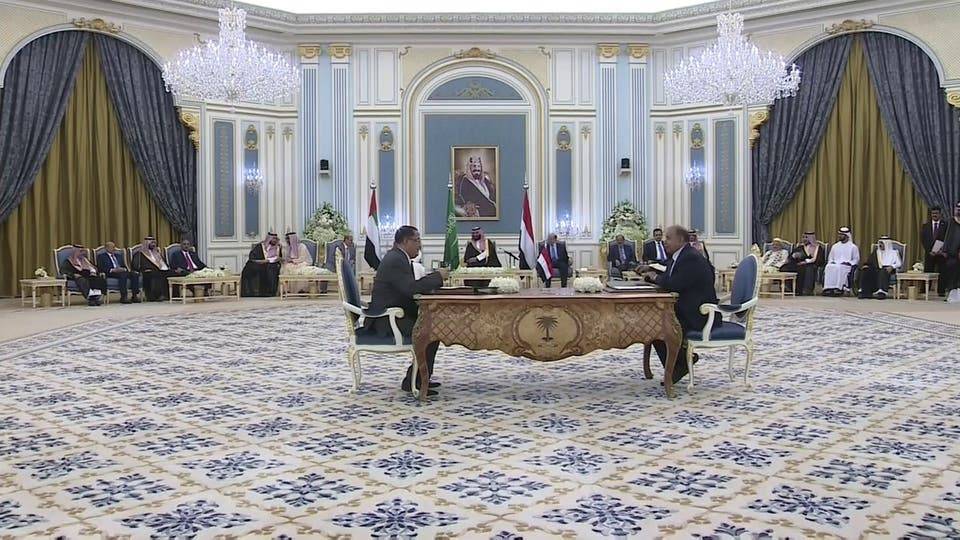 ولي العهد السعودي يعلن اتفاقاً بين الحكومة اليمنية والانفصاليين في اليمن