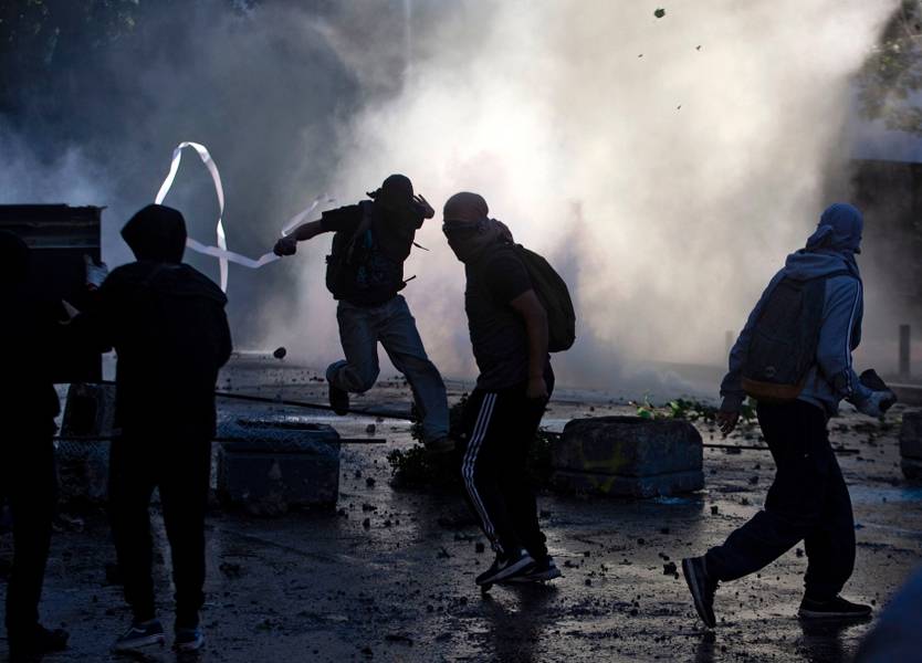 مجدداً.. آلاف التشيليين في الشوارع!