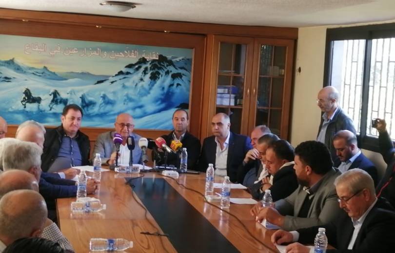 مزارعو لبنان يستغيثون: قوافلنا ممنوعة من الدخول الى الدول العربية