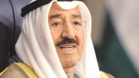 أمير الكويت يقبل استقالة الحكومة