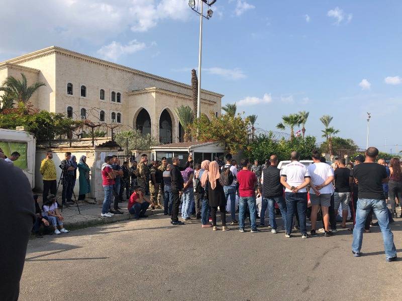 بدء جلسة استجواب موقوفي استراحة صور ‏