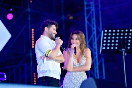 اليسا وناصيف.. و"عبالي حبيبي" ثالثهما!