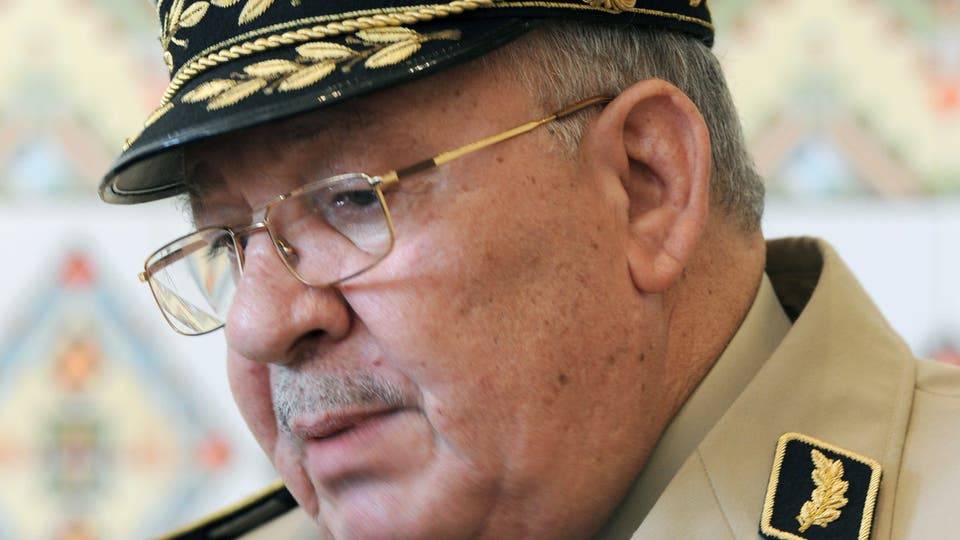الجيش الجزائري: تبون الرجل المناسب لقيادة البلاد