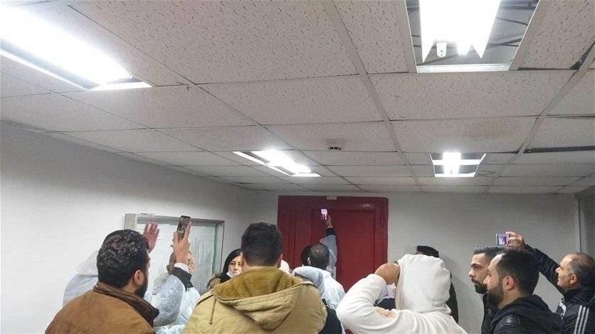 اصابة رئيس بلدية برجا في اشكال 