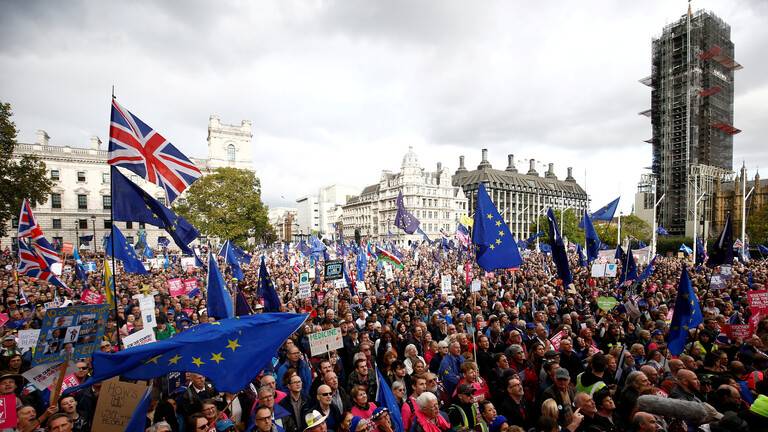 الاتحاد الأوروبي يحدد 3 أهداف للاتفاق مع لندن