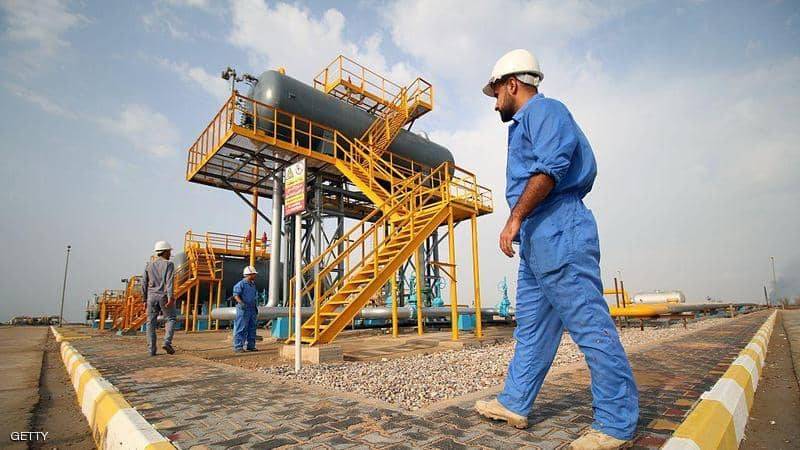العراق.. محتجون يغلقون حقل الناصرية النفطي