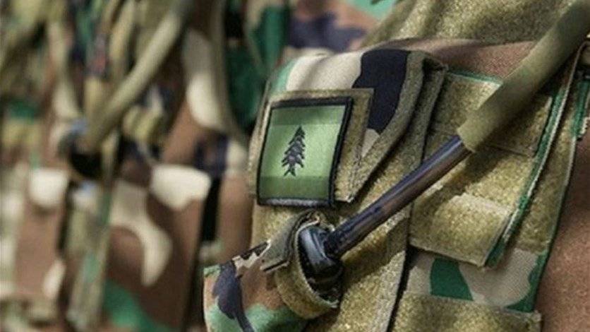 توقيع مراسيم الترقيات.. ماذا عن عقداء الجيش؟
